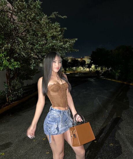 yolllbae model exclusive photo