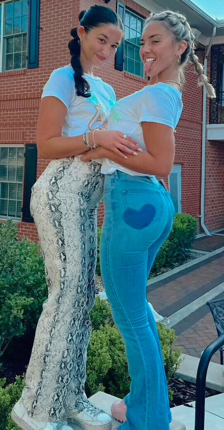 Blakely Ricketts perfect model pic