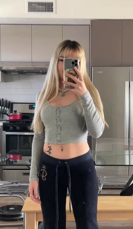 eggtardy perfect model archive