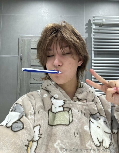 Alekscole best actress pics