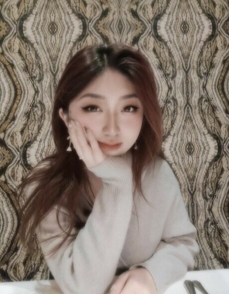 Drowsypotion Uwasaoink erotic actress galleries