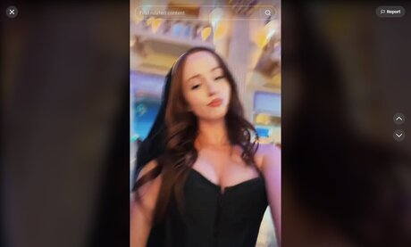 Taylor Levinson adult actress pics