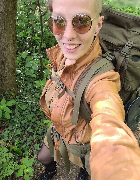 Mena Dreadfull star beautiful pics