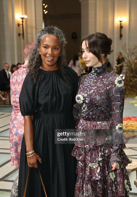 Cristin Milioti pornstar nice galleries