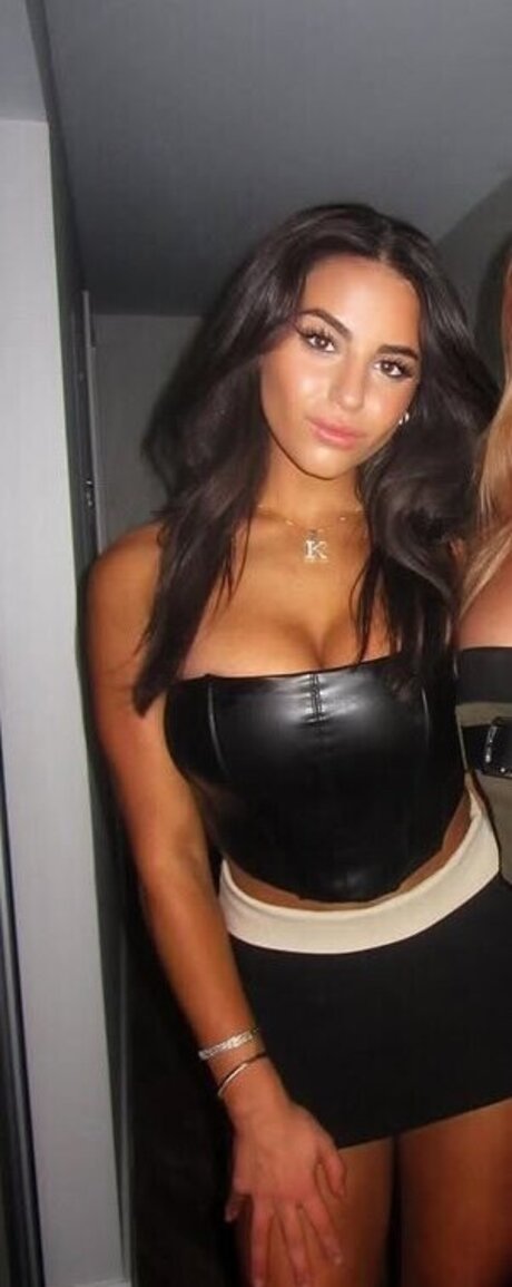 Kayla Elias xxx star pics