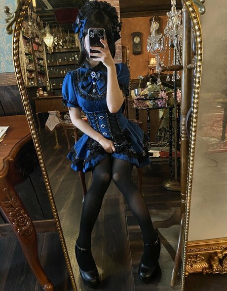 Kogane Akino model beautiful pictures