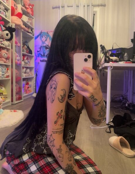 Laurinchhhe hd model images