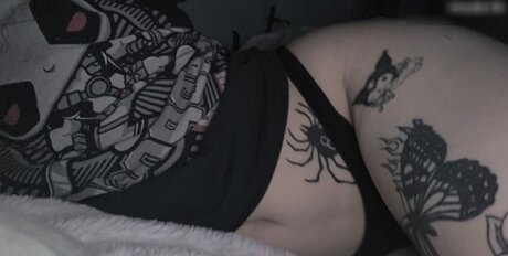 Laurinchhhe nudes pornstar archive