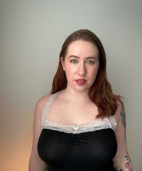 Wolverneen model top archive