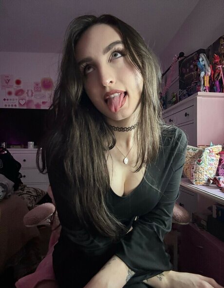 Beebee ASMR Profile pic