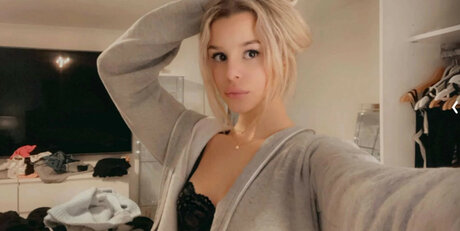 Bellalupascu exclusive star picture