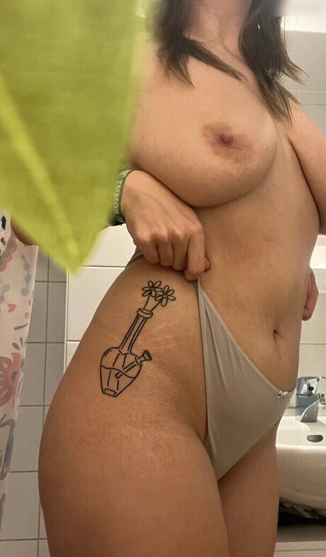 marleendi star xxx photos