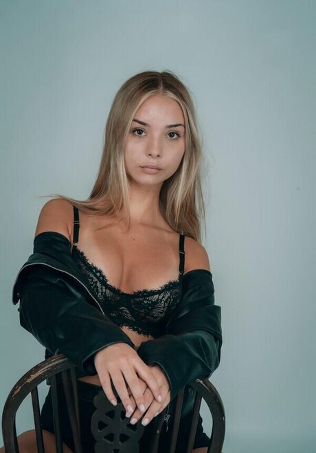 kamilalenajanicka star hd photo