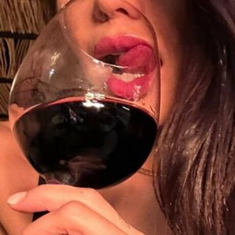 Julia Sampaio art actress archive