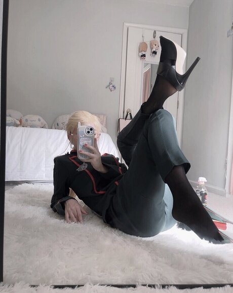 komocos pretty model pictures