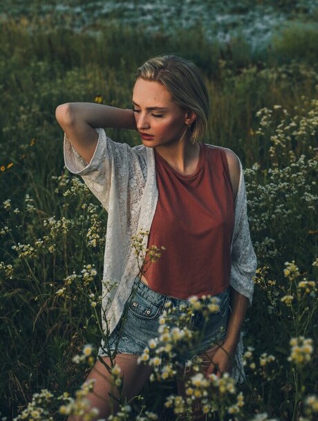 ashleyyy597 naked actress picture