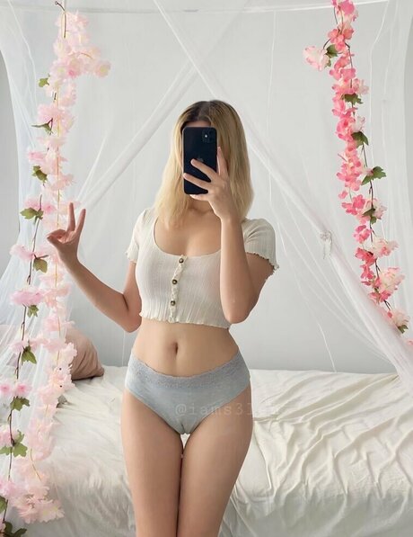 iams3len erotic pornstar pic