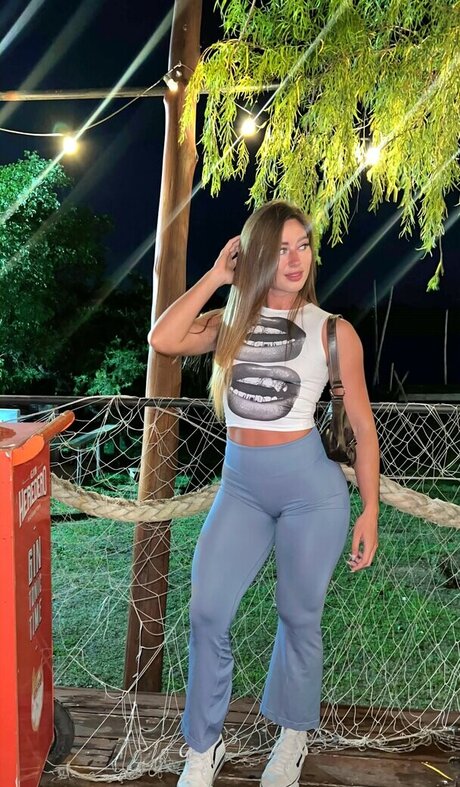 Nara Arce star porn pics