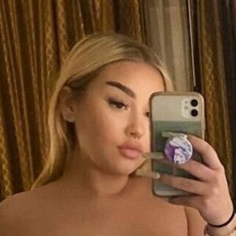 Sage Dovina nude pornstar photo