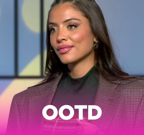 Ellie Balta star sexy pic