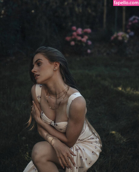 Lisa Marie Schiffner model adult pictures