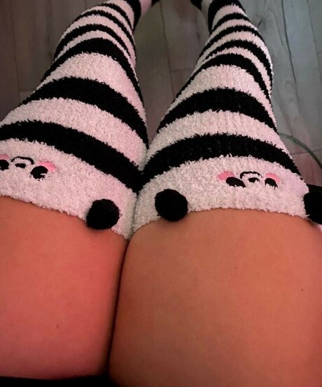 Pixispit sexy model picture