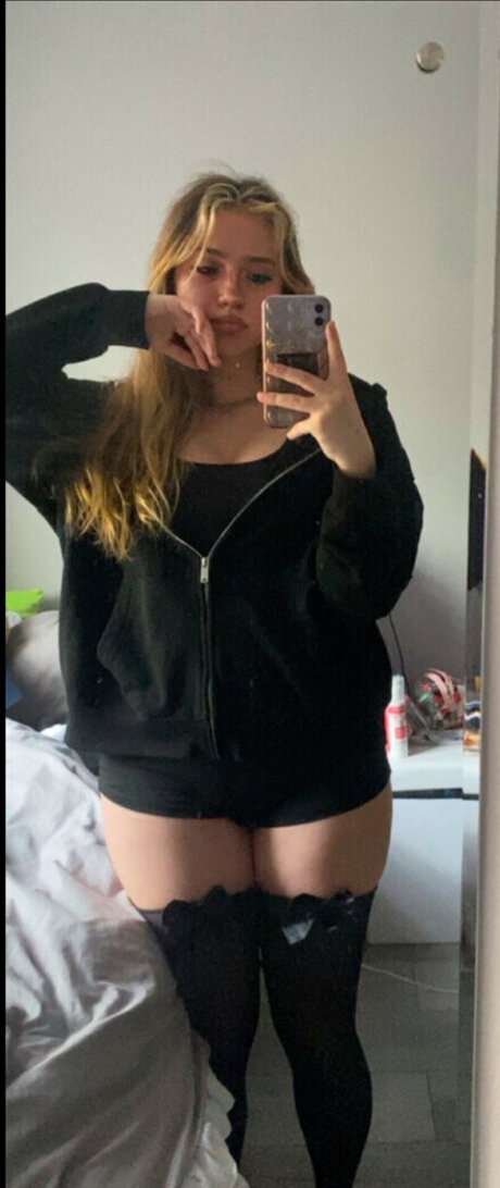 Pixispit model pretty img