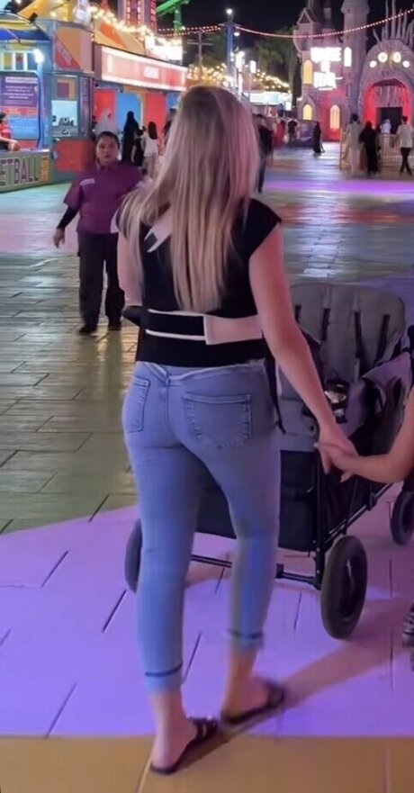 leather skirt onlyfans naked pictures