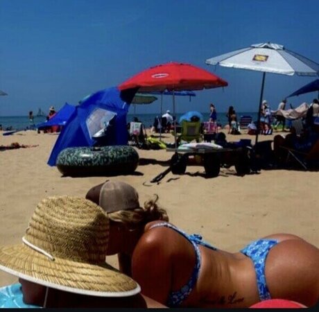 Maggie Kimberlin model erotic photos