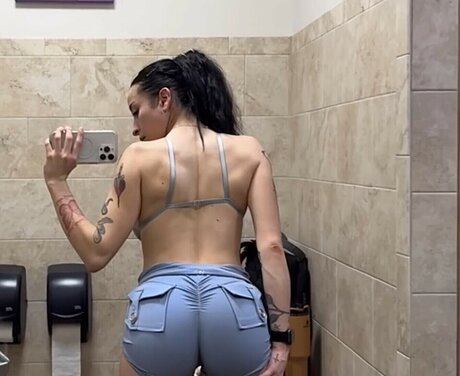 bbyaeriel star nudes gallery