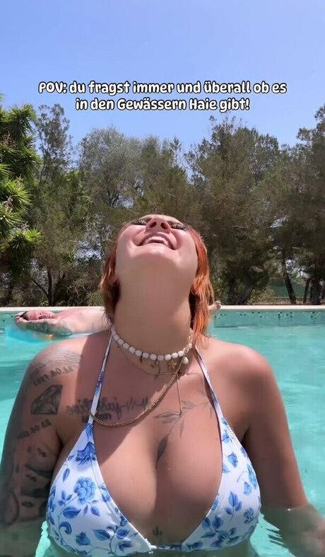 Laberrhababer Sarah star pornographic photos