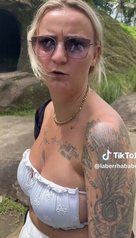 Laberrhababer Sarah model nudes picture