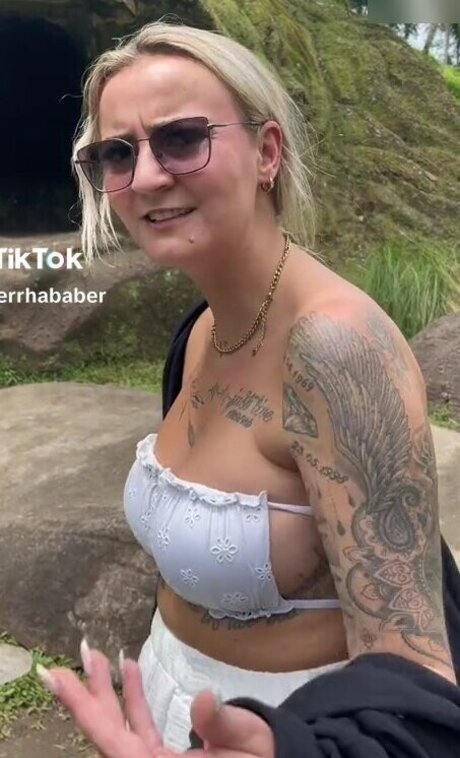 Laberrhababer Sarah pornstar sexy pictures