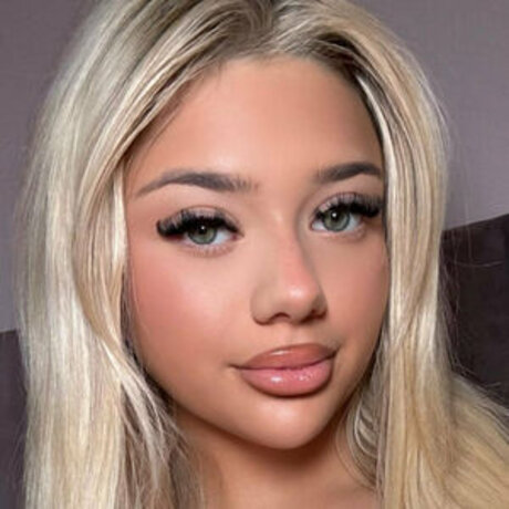 daisyrae18 star nudes archive