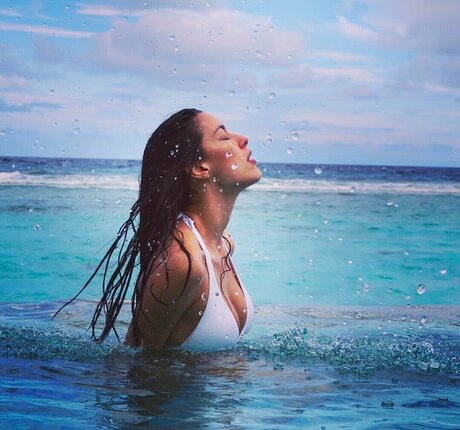 Rebecca Mir actress image