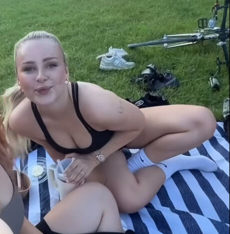 eyFreundin beautiful actress pic