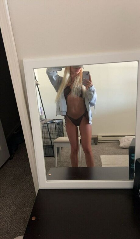 Bella Paulson model xxx pic