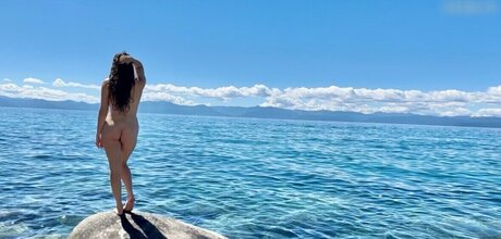 horny girls onlyfans top img