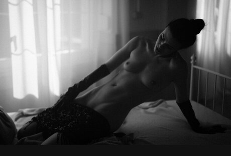 Vanessa Bartsch actress img