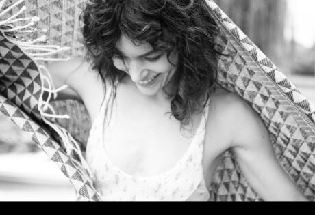 Britt Lower high quality model photo