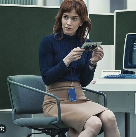 Britt Lower star beautiful photo