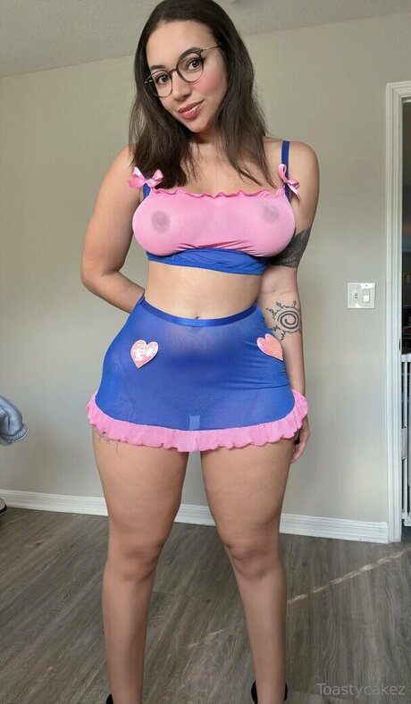 Toastycakez pornstar nude images