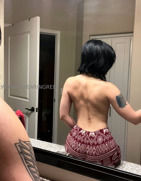 Buffbunnymika naked actress photo