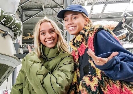 Lisa und Lena model high quality picture