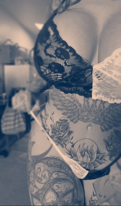 Heathurstarr11 nude pornstar archive