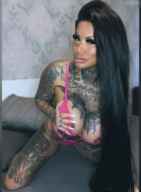 Catherine Teufelsweib perfect model pics