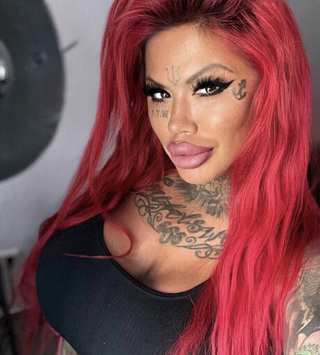 Catherine Teufelsweib star nudes image