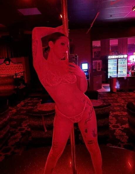 huge natural tits onlyfans art nude photo