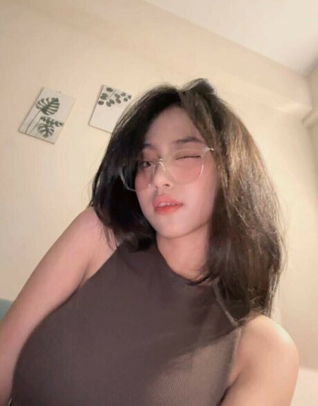 risaatjan sex actress photos