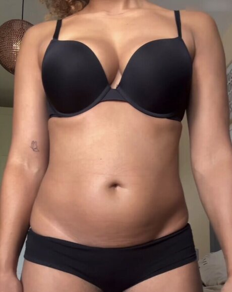 Diana Schneider nude actress gallery